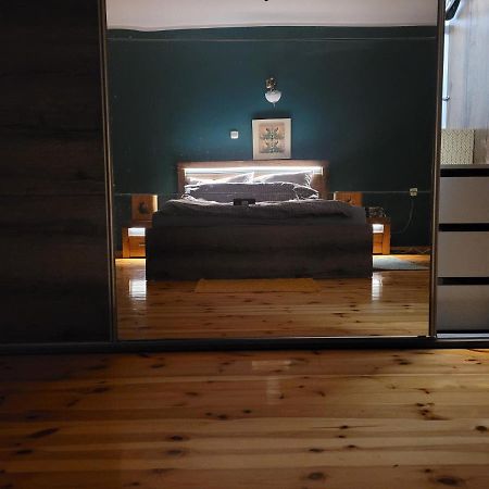 Przestronny Apartament พสาสเนสซ์ ภายนอก รูปภาพ
