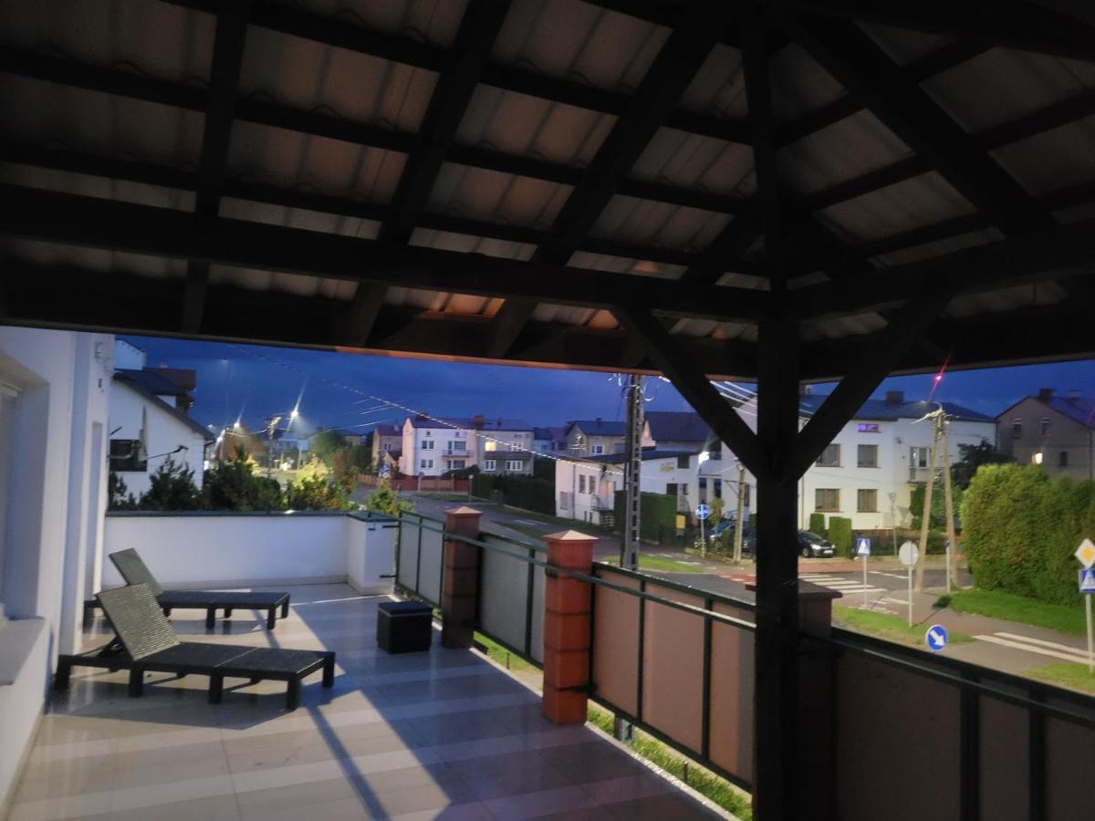 Przestronny Apartament พสาสเนสซ์ ภายนอก รูปภาพ