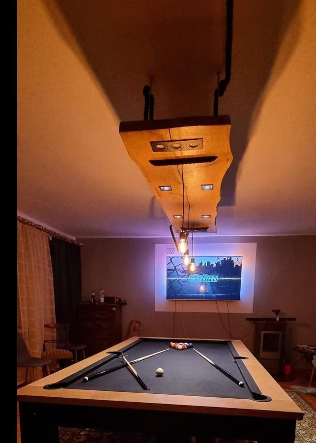 Przestronny Apartament พสาสเนสซ์ ภายนอก รูปภาพ